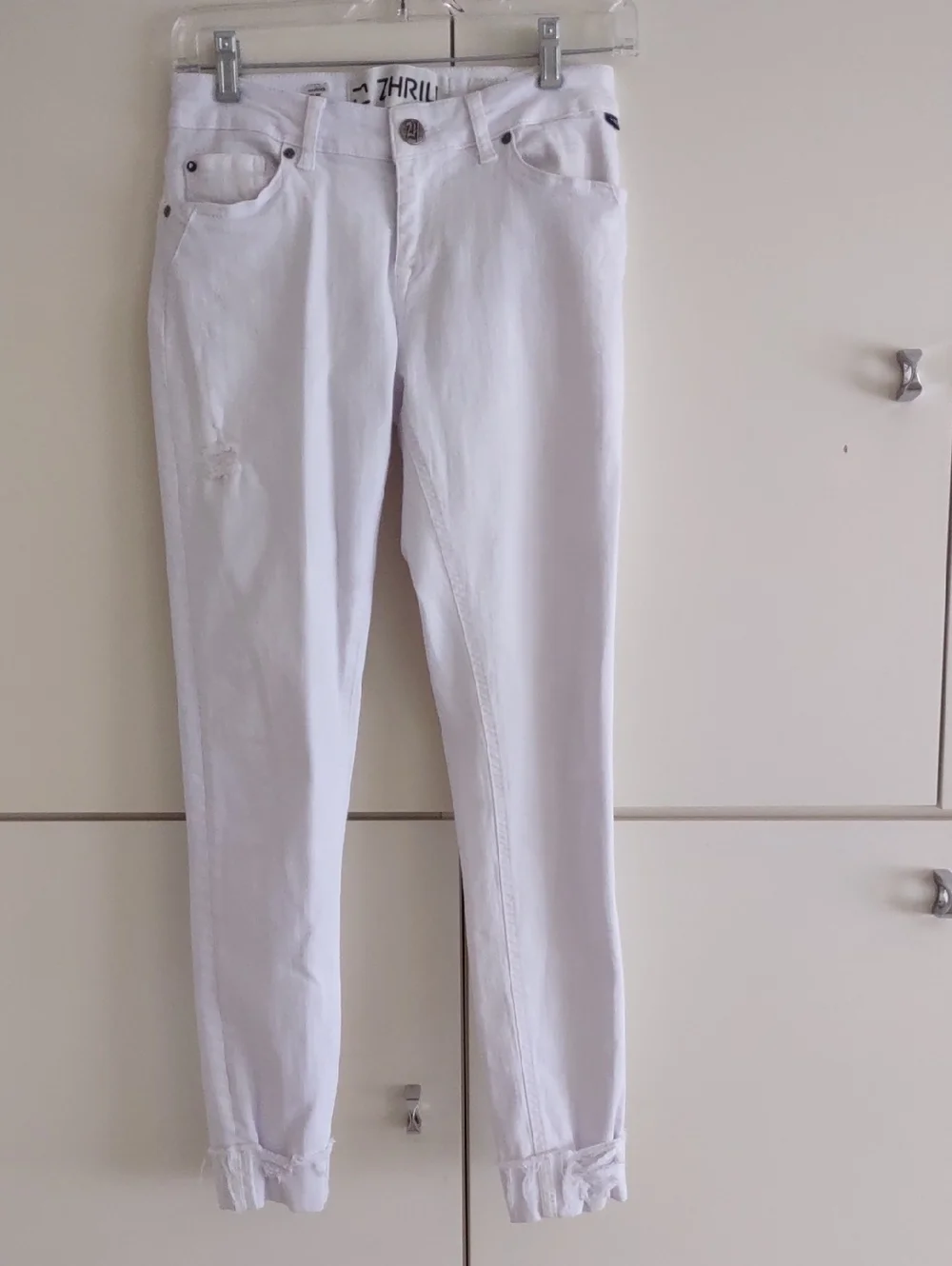 Zhrill Women's White High-Rise Jeans - Picture 2 of 6